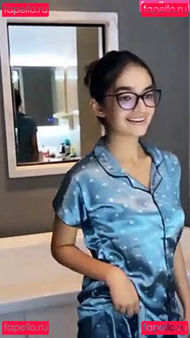 Anushka Sen Nude Onlyfans Photo 51