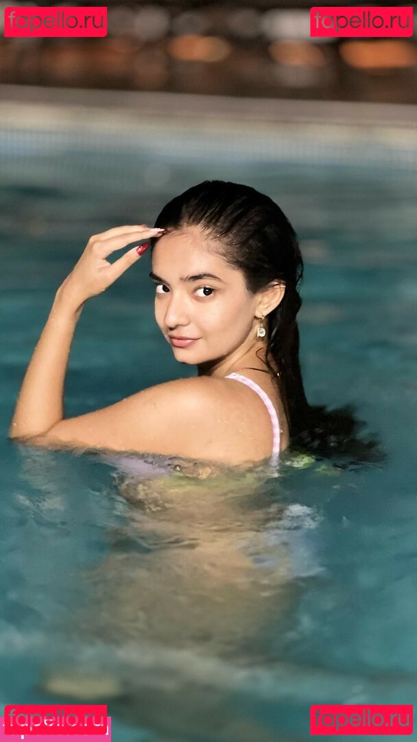 Anushka Sen Nude Onlyfans Photo 49