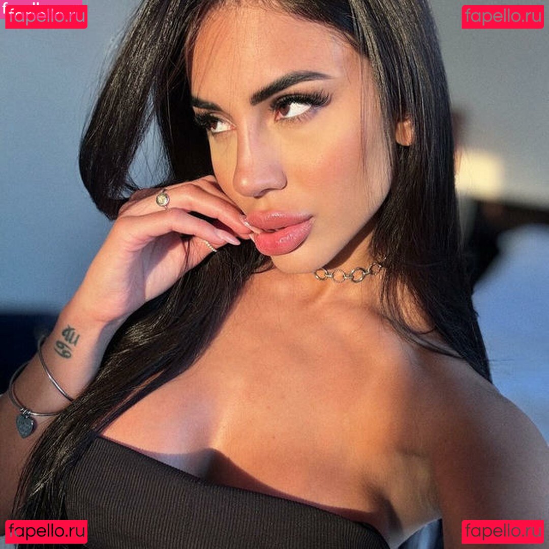 Alessia Carlino Nude Onlyfans Photo 7