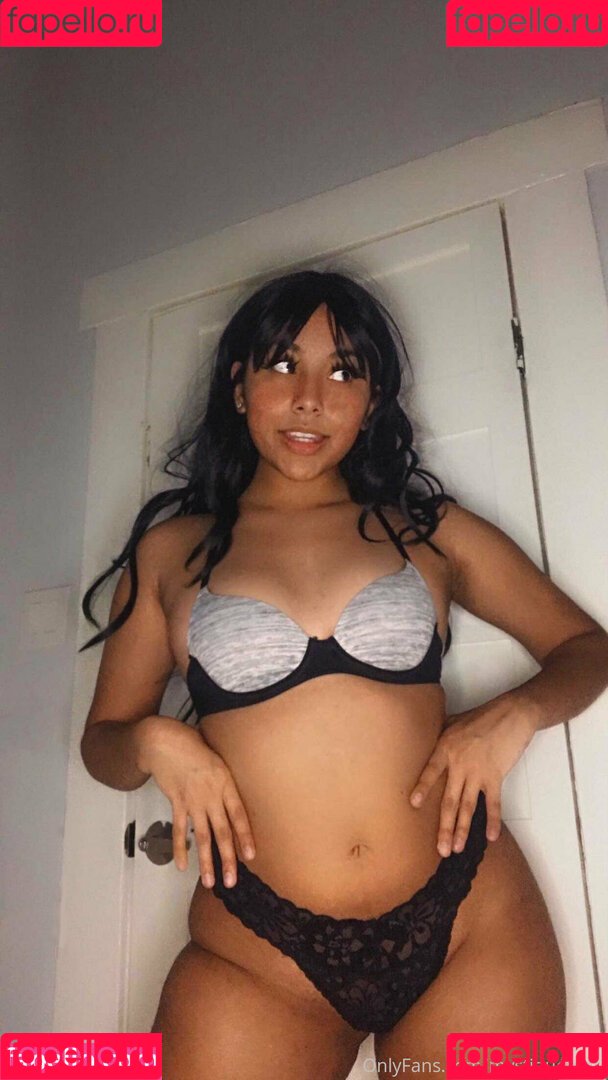 mystiquemari Onlyfans Photo Gallery 