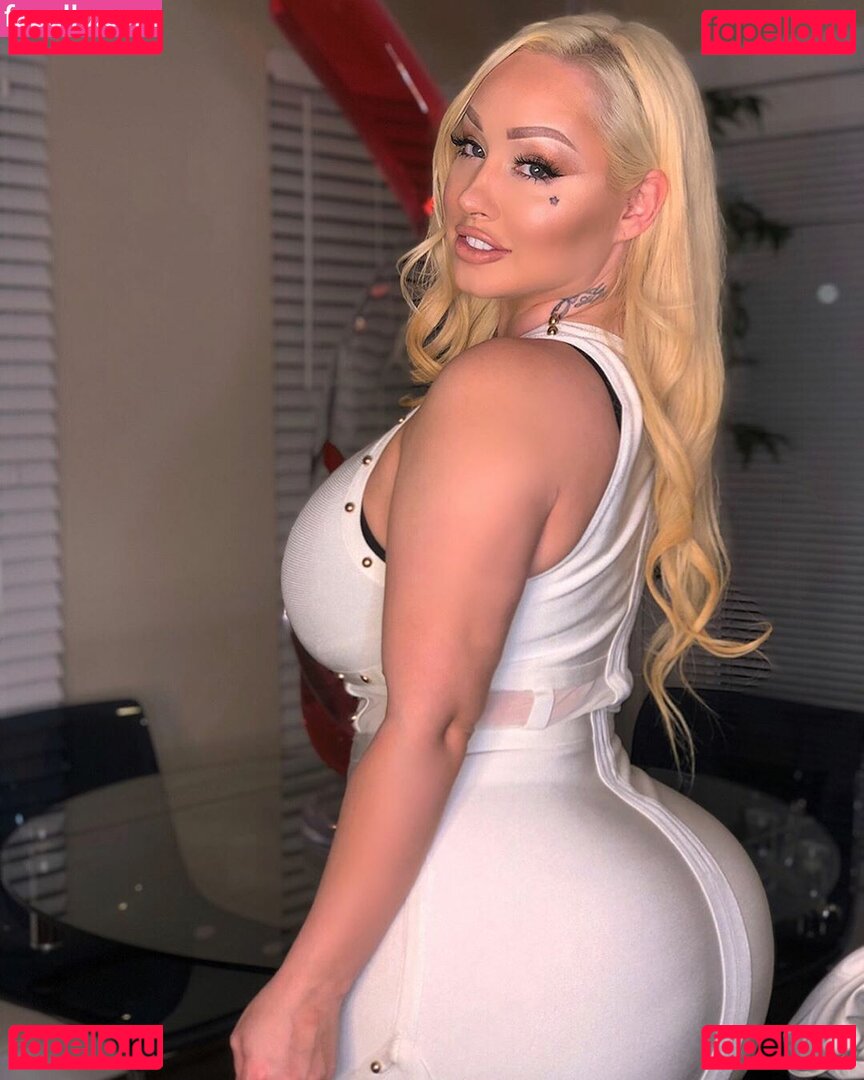 Tanya Lieder Nude Onlyfans Photo 12