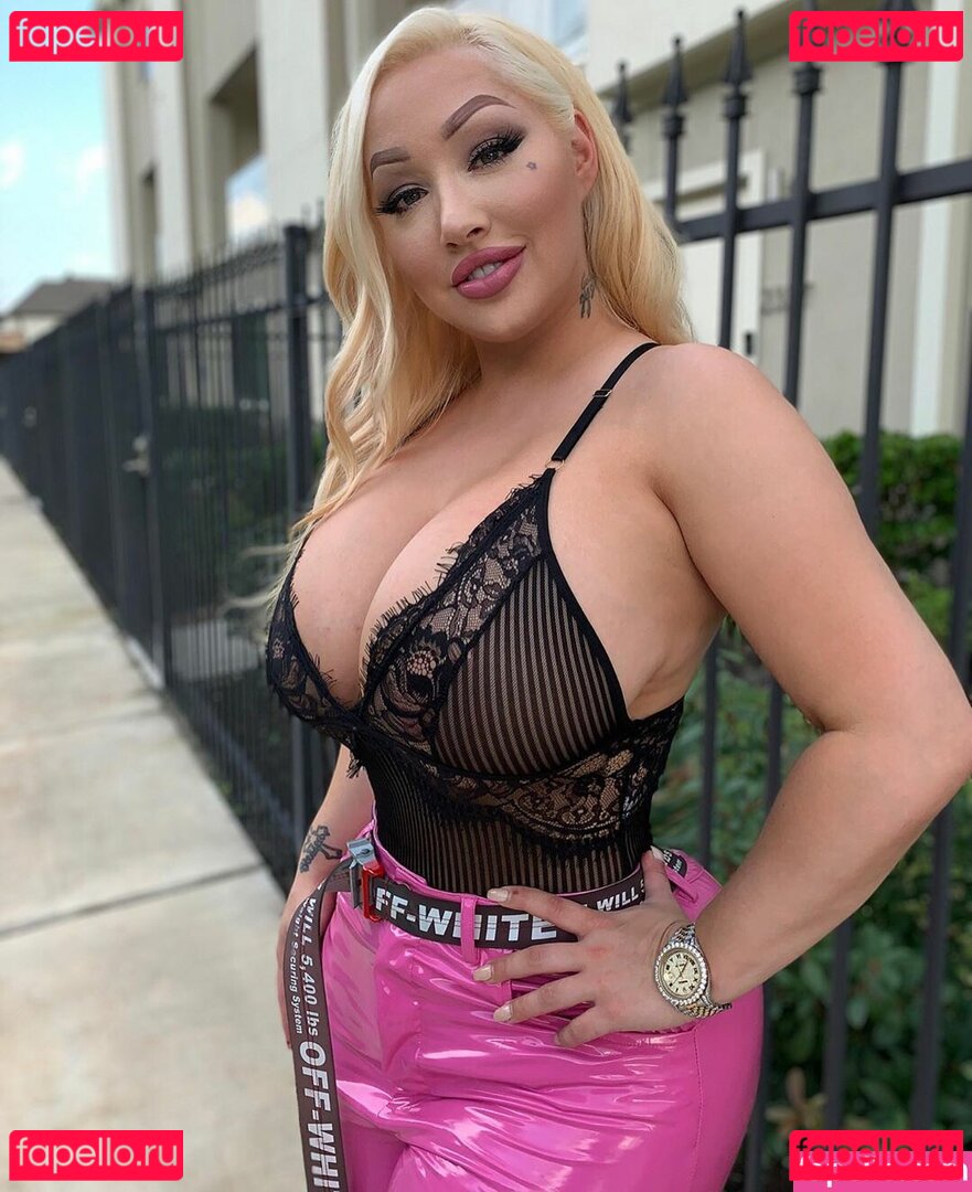 Tanya Lieder Nude Onlyfans Photo 5