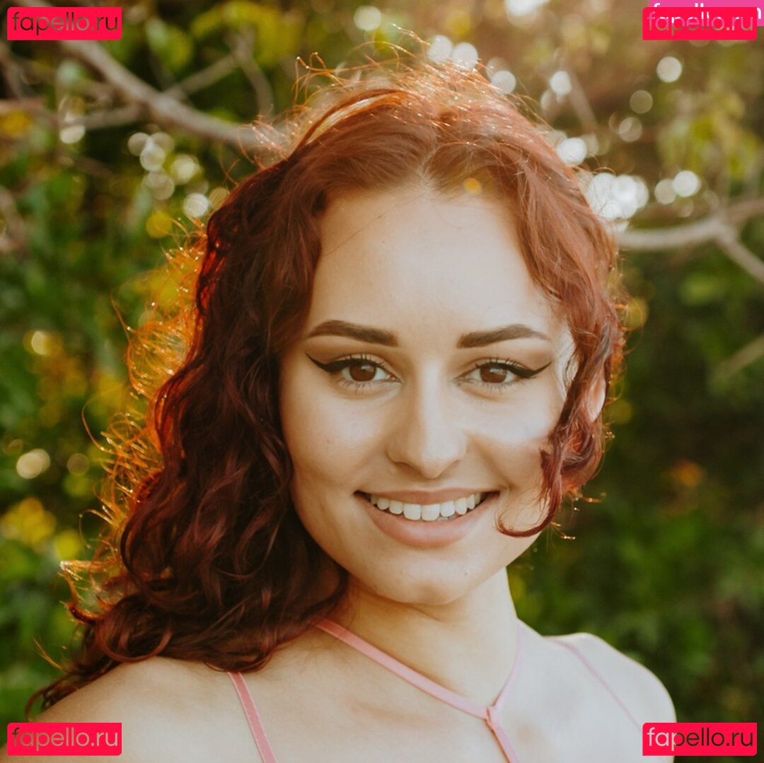 Serina Synn Nude Onlyfans Photo 27