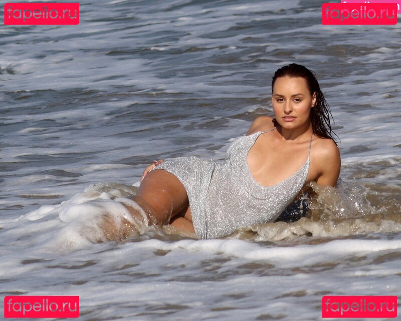 Serina Synn Nude Onlyfans Photo 6