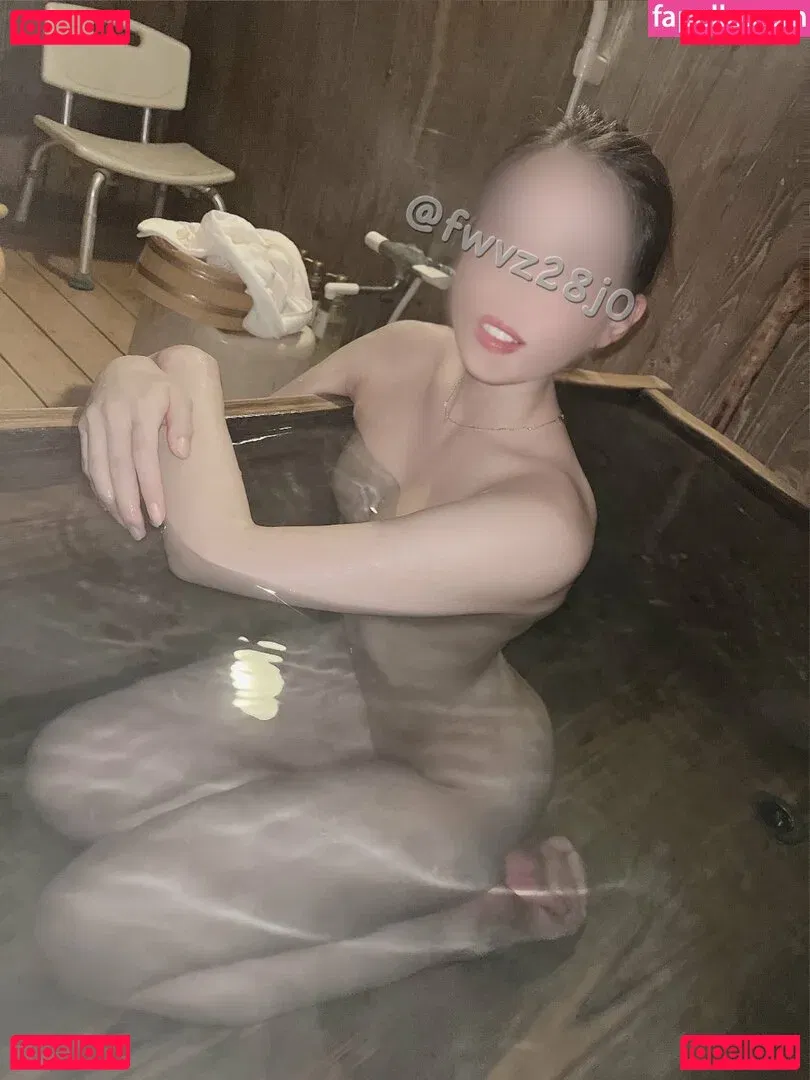 fwvz28j0 Onlyfans Photo Gallery 