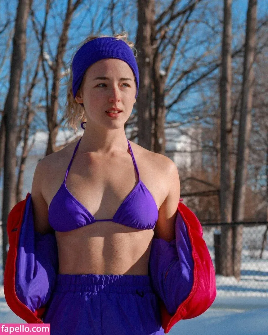 EmilyThankYouNext Onlyfans Photo Gallery 