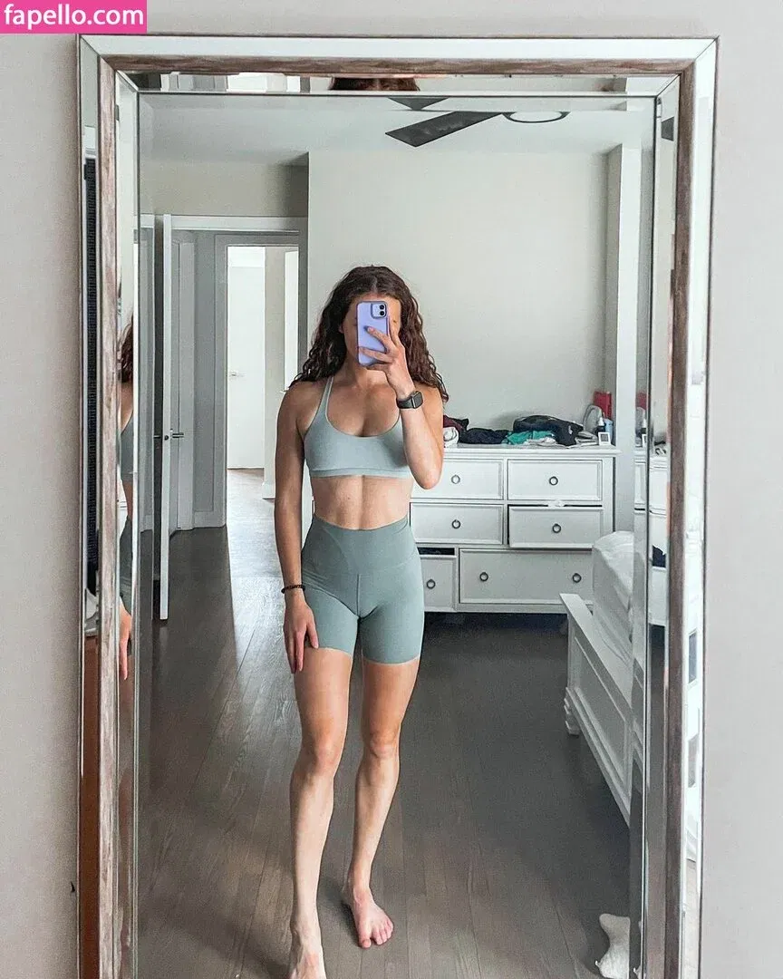 EmilyThankYouNext Onlyfans Photo Gallery 