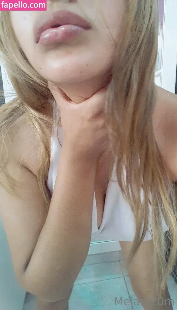 melani20m Onlyfans Photo Gallery 