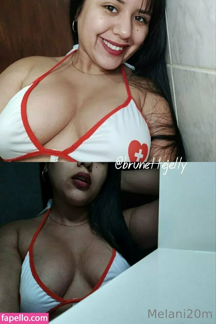 melani20m Onlyfans Photo Gallery 