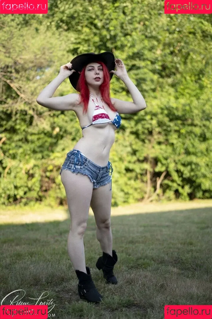 Ryuu Lavitz Onlyfans Photo Gallery 