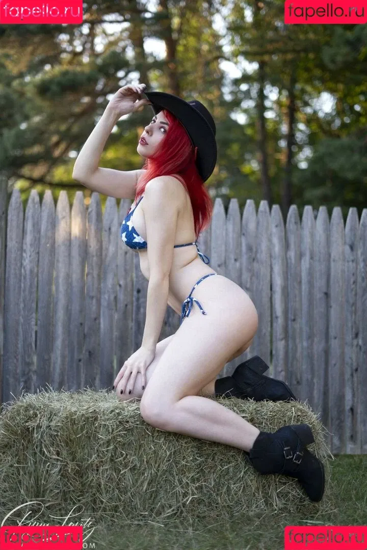 Ryuu Lavitz Onlyfans Photo Gallery 