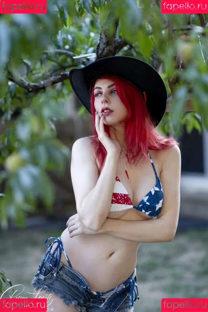 Ryuu Lavitz Onlyfans Photo Gallery 