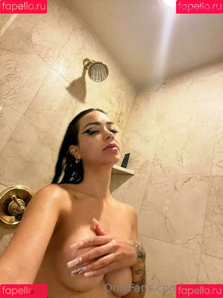 Caelike Onlyfans Photo Gallery 