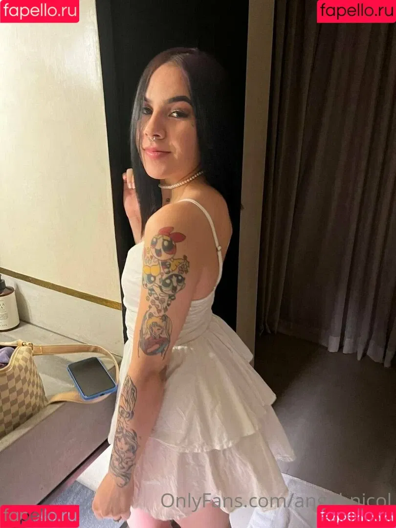 angel-nicol Onlyfans Photo Gallery 