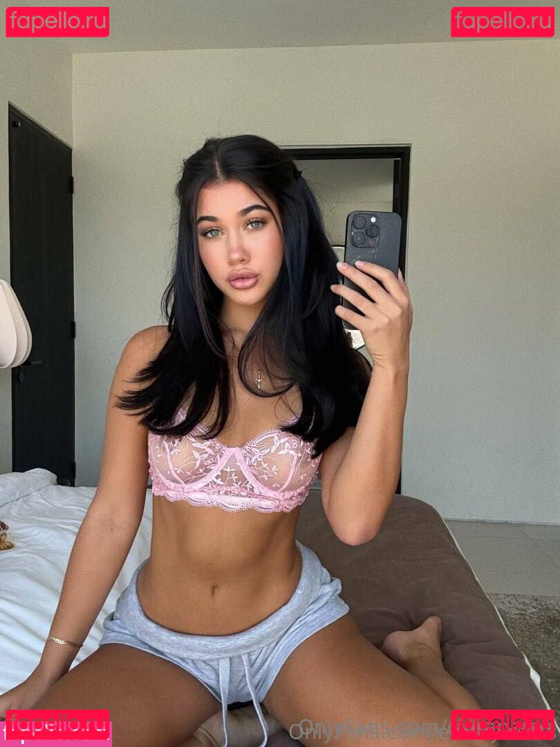 clarapaige Nude Onlyfans Photo 14