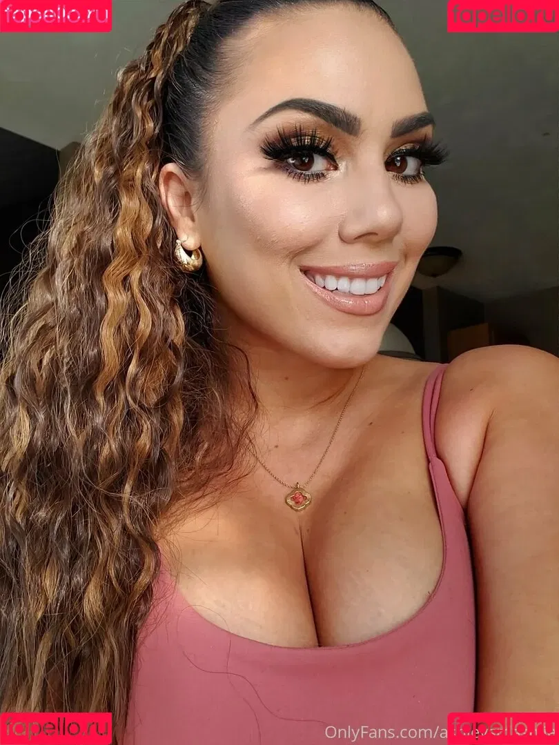 ashleysmashlie Onlyfans Photo Gallery 