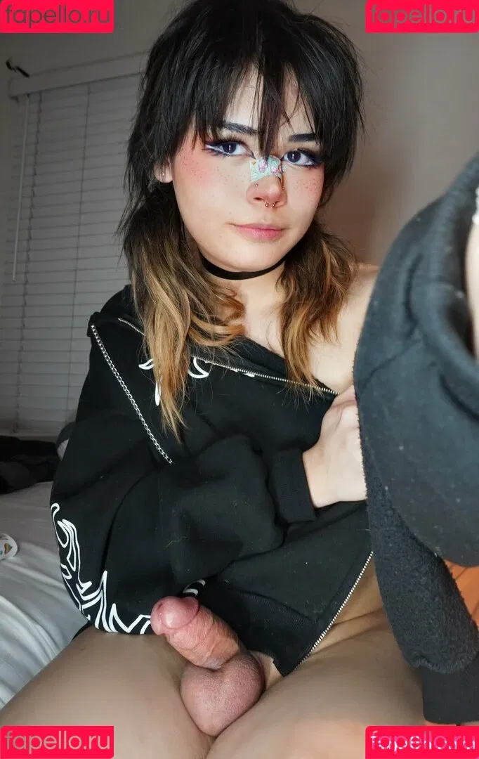 KianaVi Onlyfans Photo Gallery 