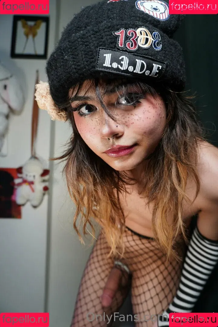 KianaVi Onlyfans Photo Gallery 