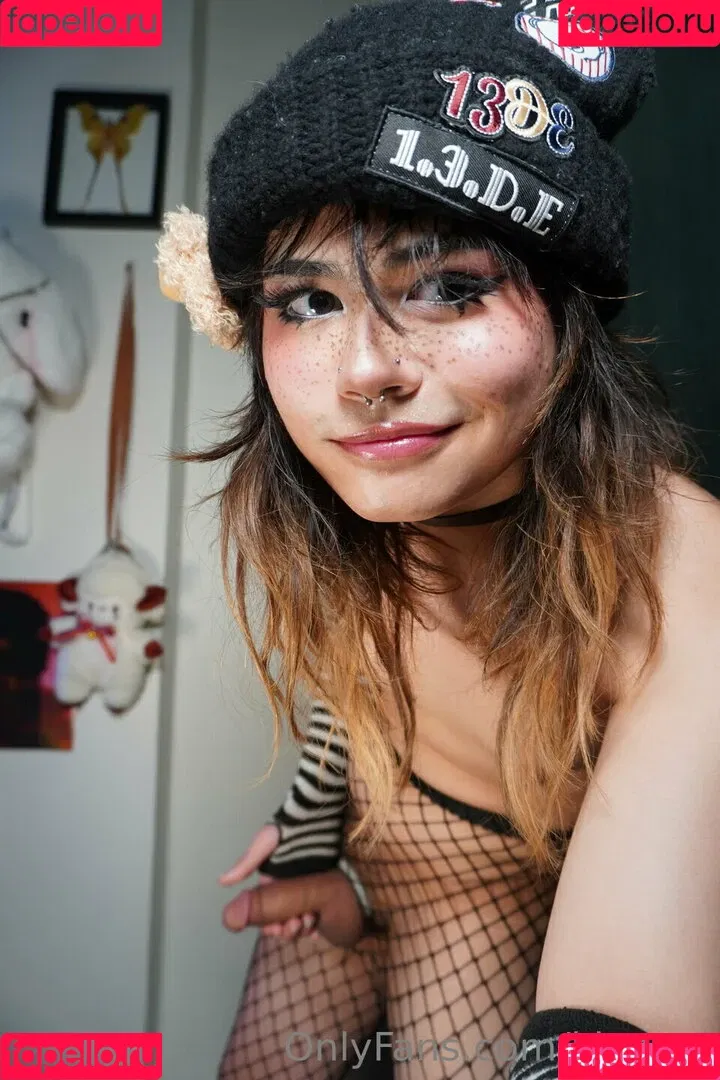 KianaVi Onlyfans Photo Gallery 