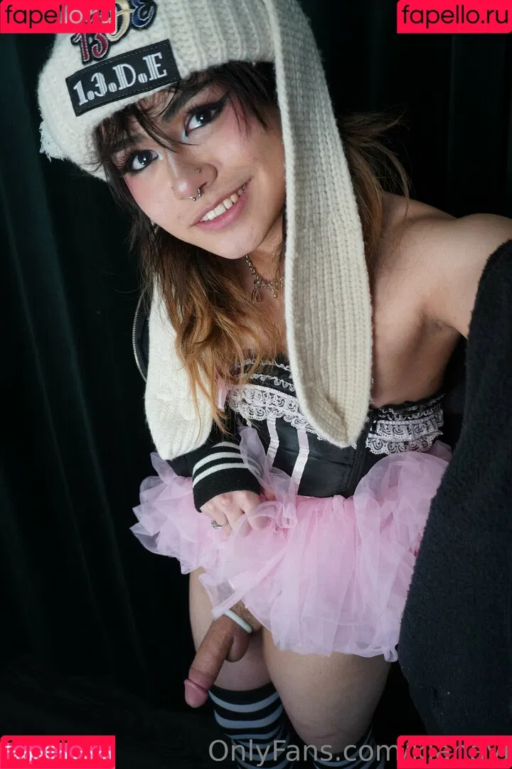 KianaVi Onlyfans Photo Gallery 