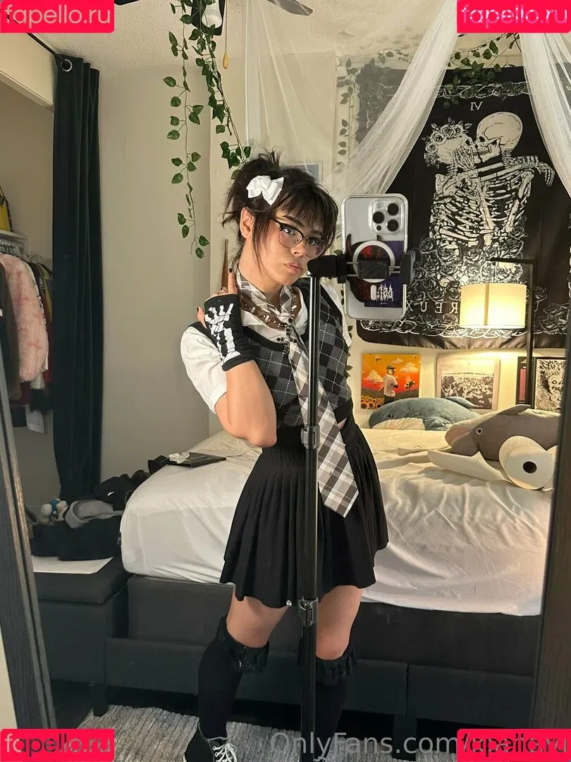 KianaVi Onlyfans Photo Gallery 