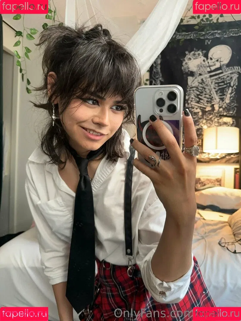 KianaVi Onlyfans Photo Gallery 