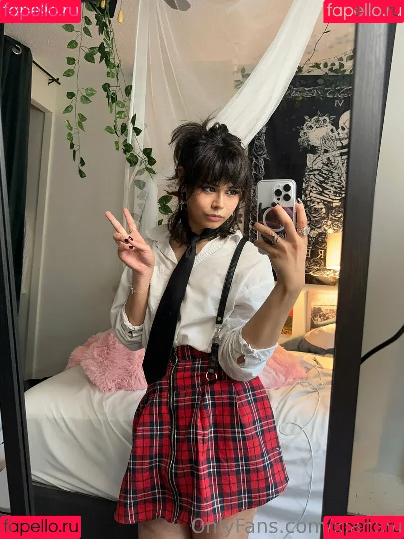KianaVi Onlyfans Photo Gallery 