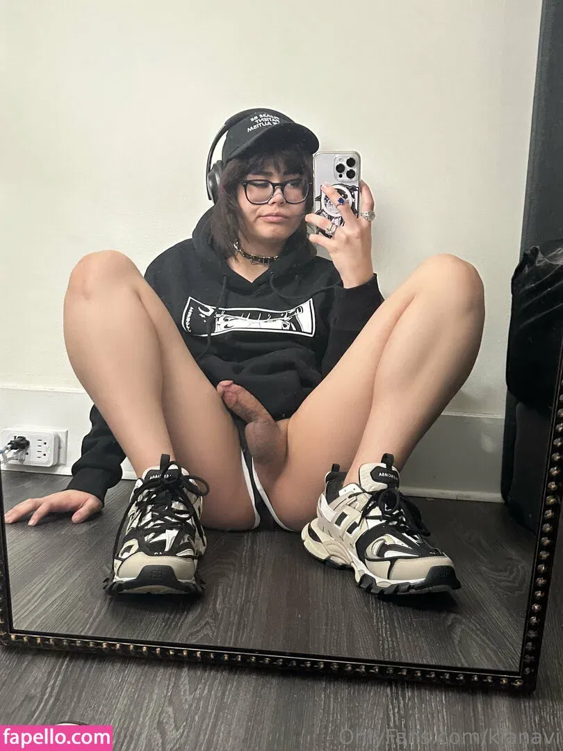 KianaVi Onlyfans Photo Gallery 