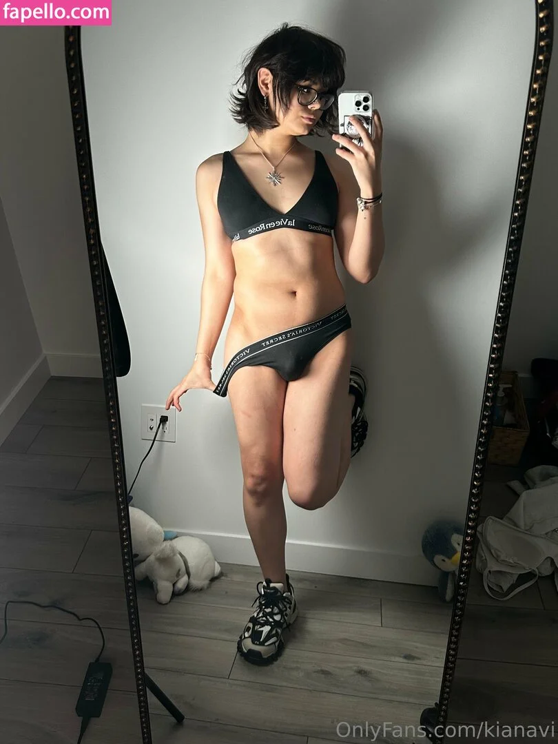 KianaVi Onlyfans Photo Gallery 