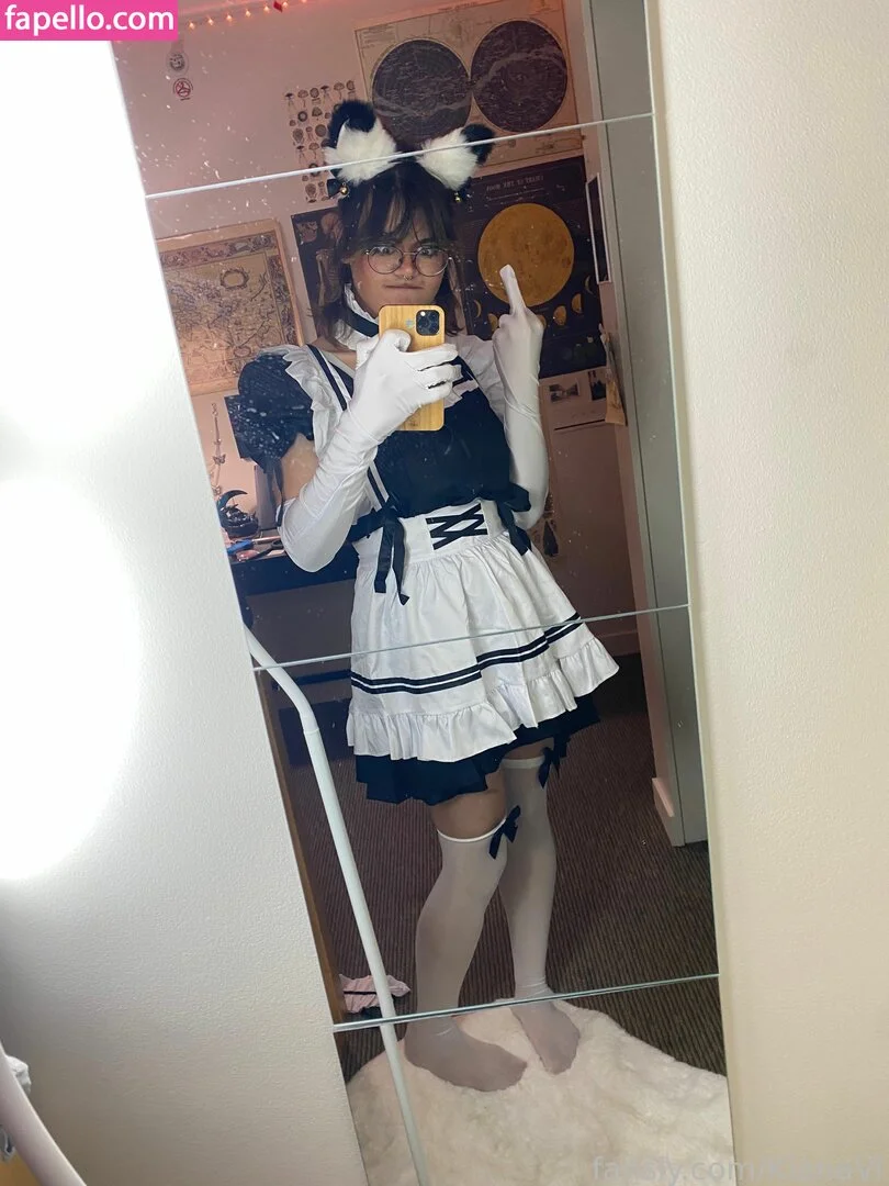 KianaVi Onlyfans Photo Gallery 