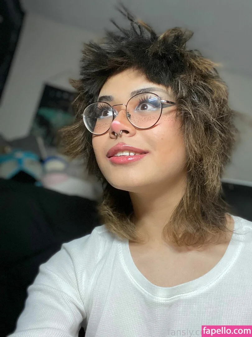 KianaVi Onlyfans Photo Gallery 