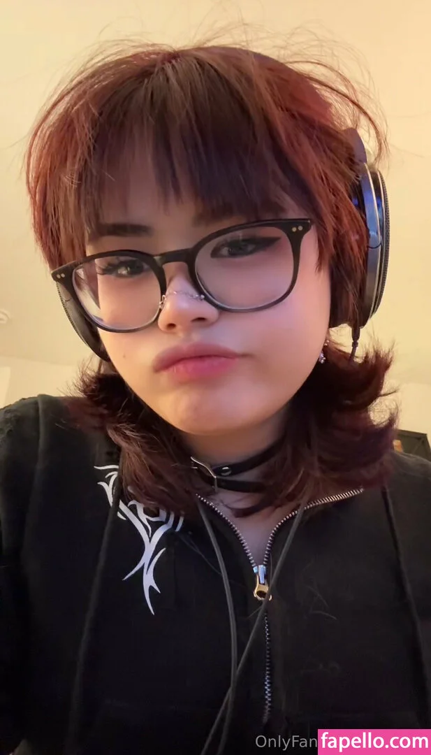 KianaVi Onlyfans Photo Gallery 