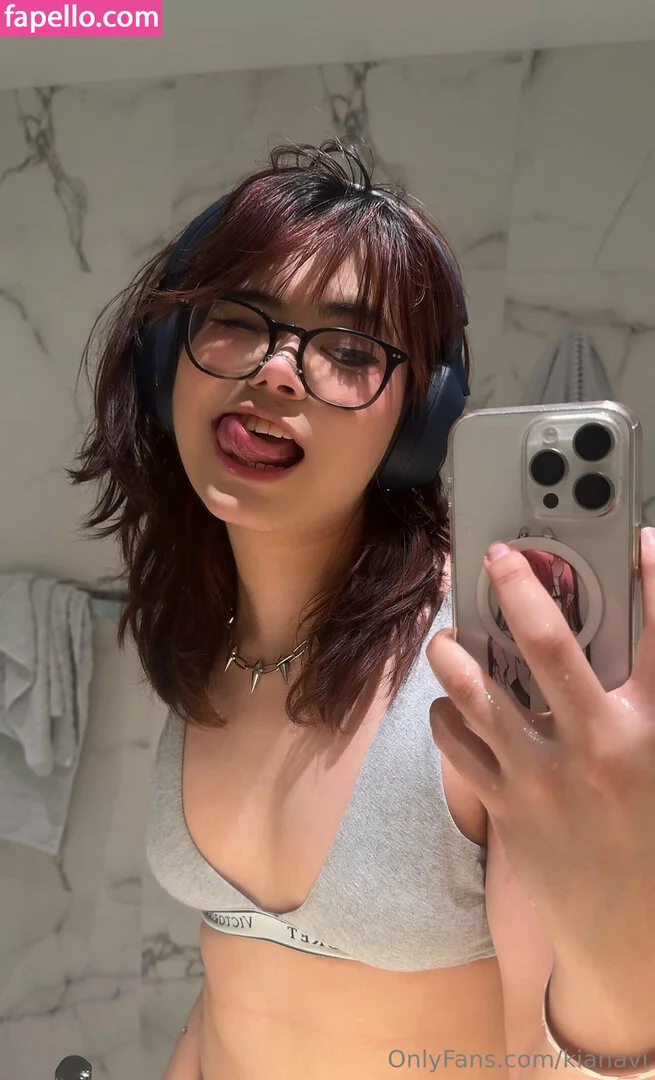 KianaVi Onlyfans Photo Gallery 
