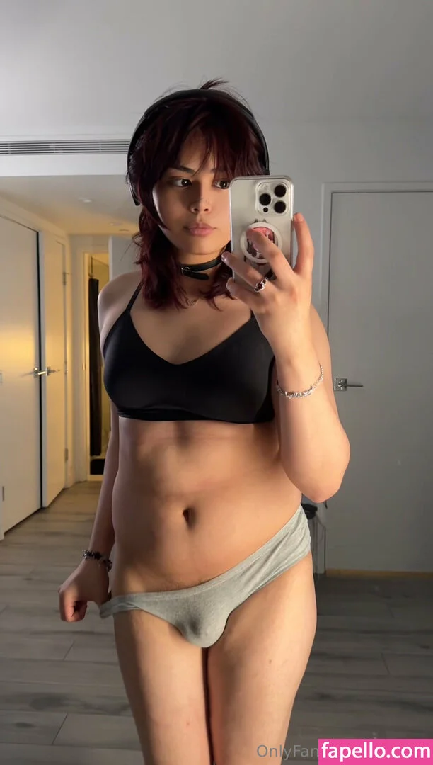 KianaVi Onlyfans Photo Gallery 