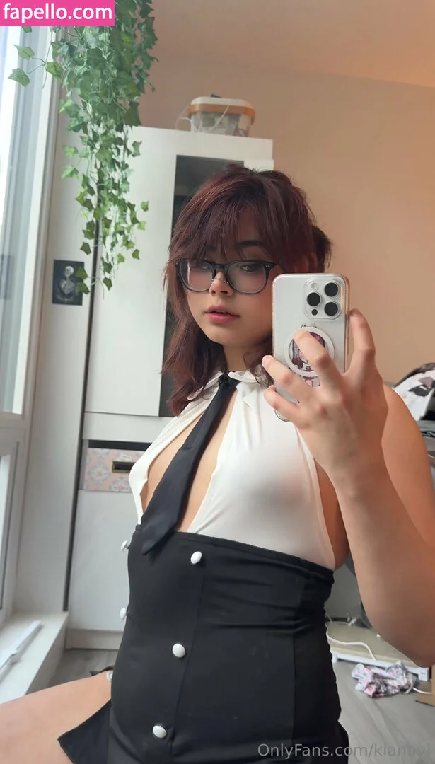 KianaVi Onlyfans Photo Gallery 