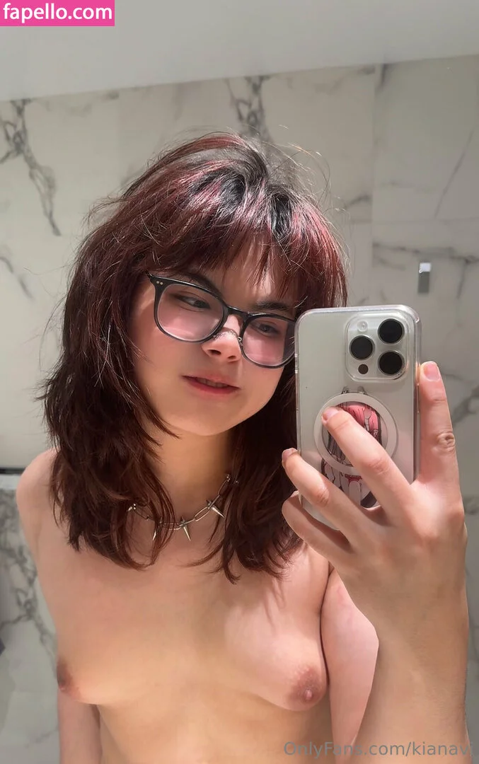 KianaVi Onlyfans Photo Gallery 