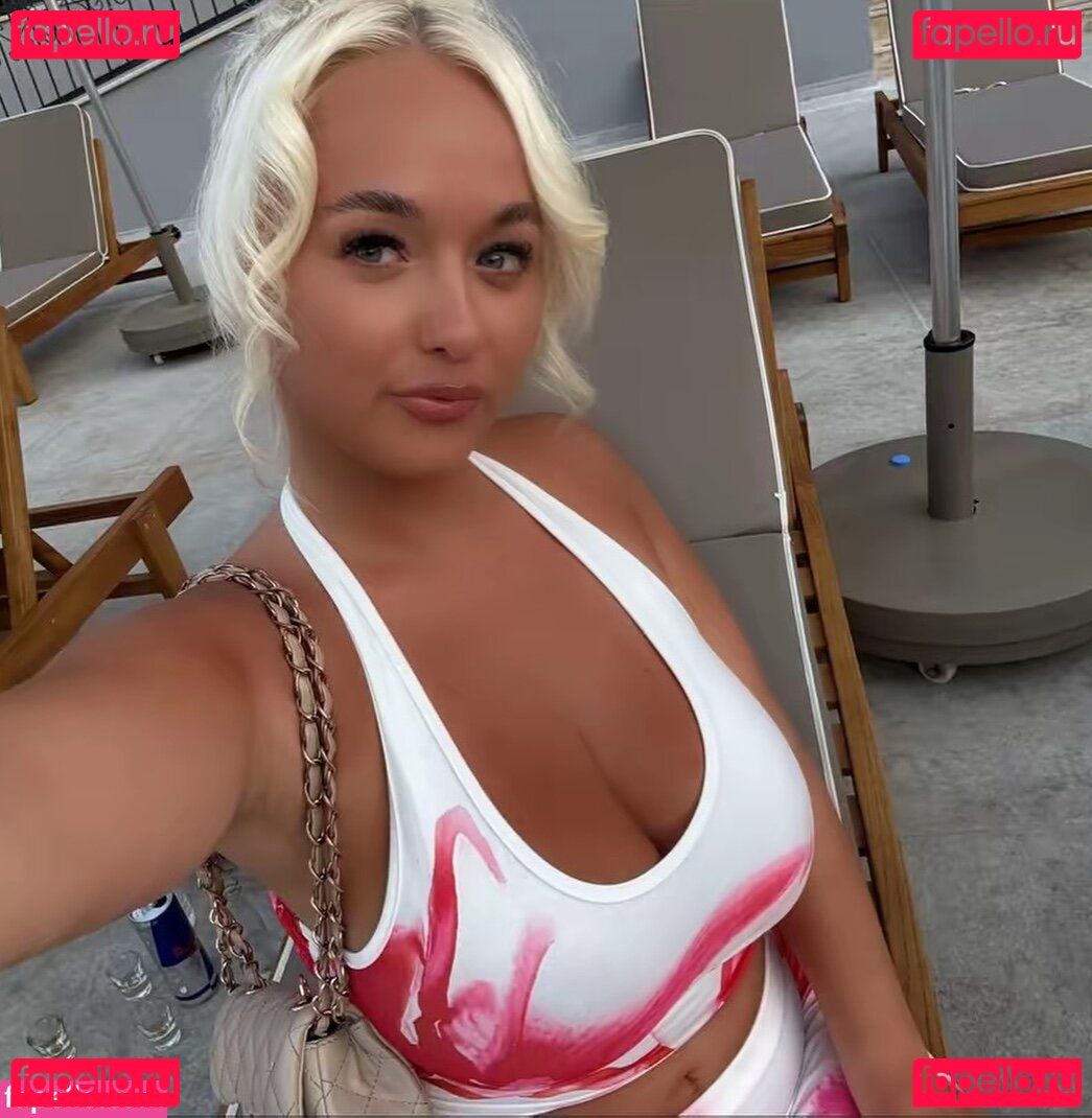 Little Blonde Nude Onlyfans Photo 35