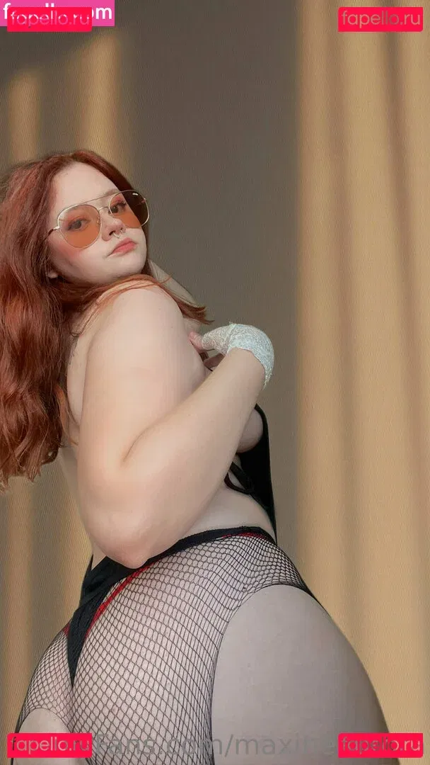 maxineaurora Onlyfans Photo Gallery 