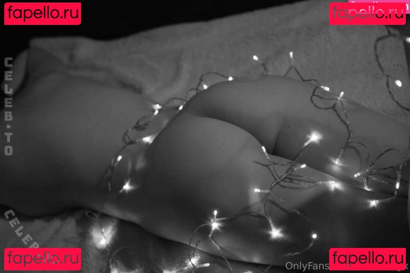 Fae Nyx Nude Onlyfans Photo 35