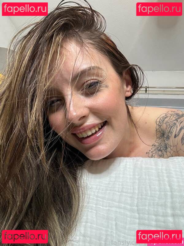 mothertatts Nude Onlyfans Photo 10
