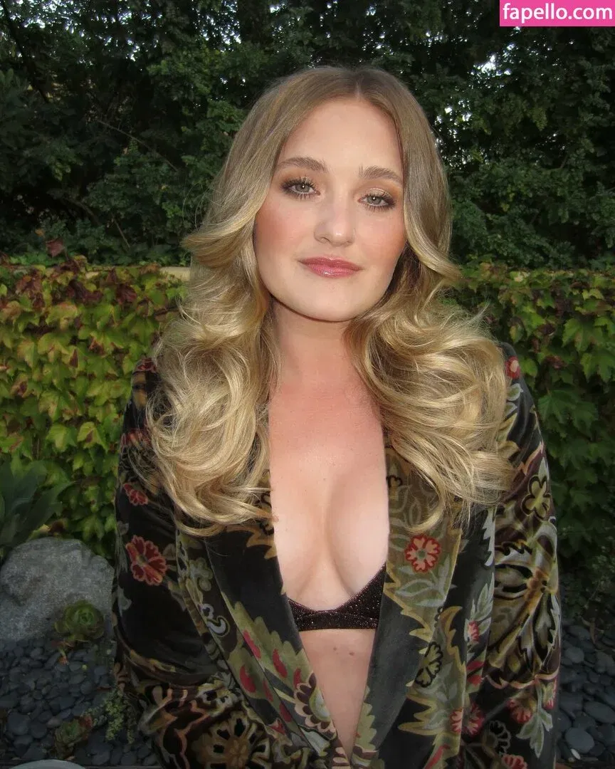 AJ Michalka Onlyfans Photo Gallery 