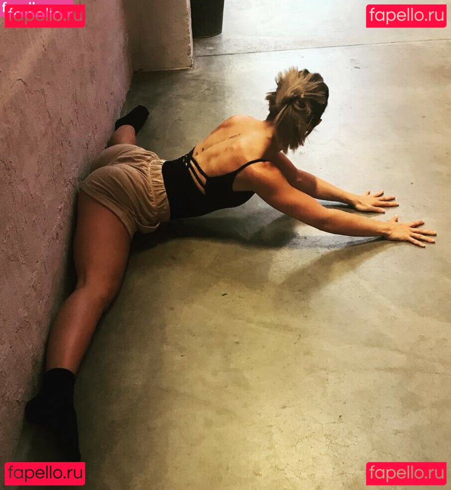 Emma Kihlander Nude Onlyfans Photo 36