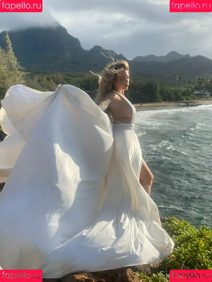 Sidney Sky Onlyfans Photo Gallery 