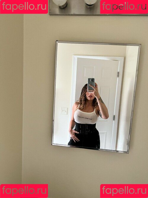 Sidney Sky Onlyfans Photo Gallery 