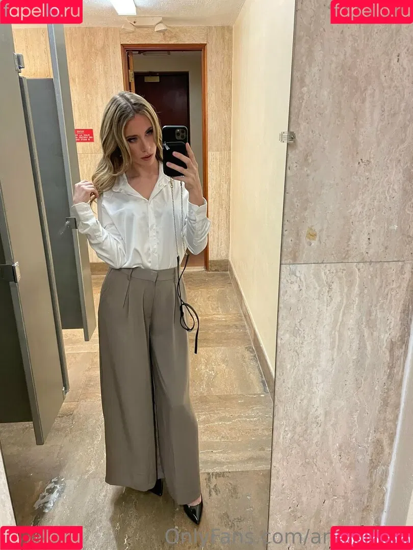 Anya Olsen Onlyfans Photo Gallery 