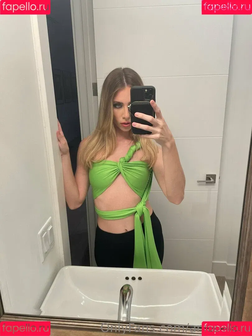 Anya Olsen Onlyfans Photo Gallery 