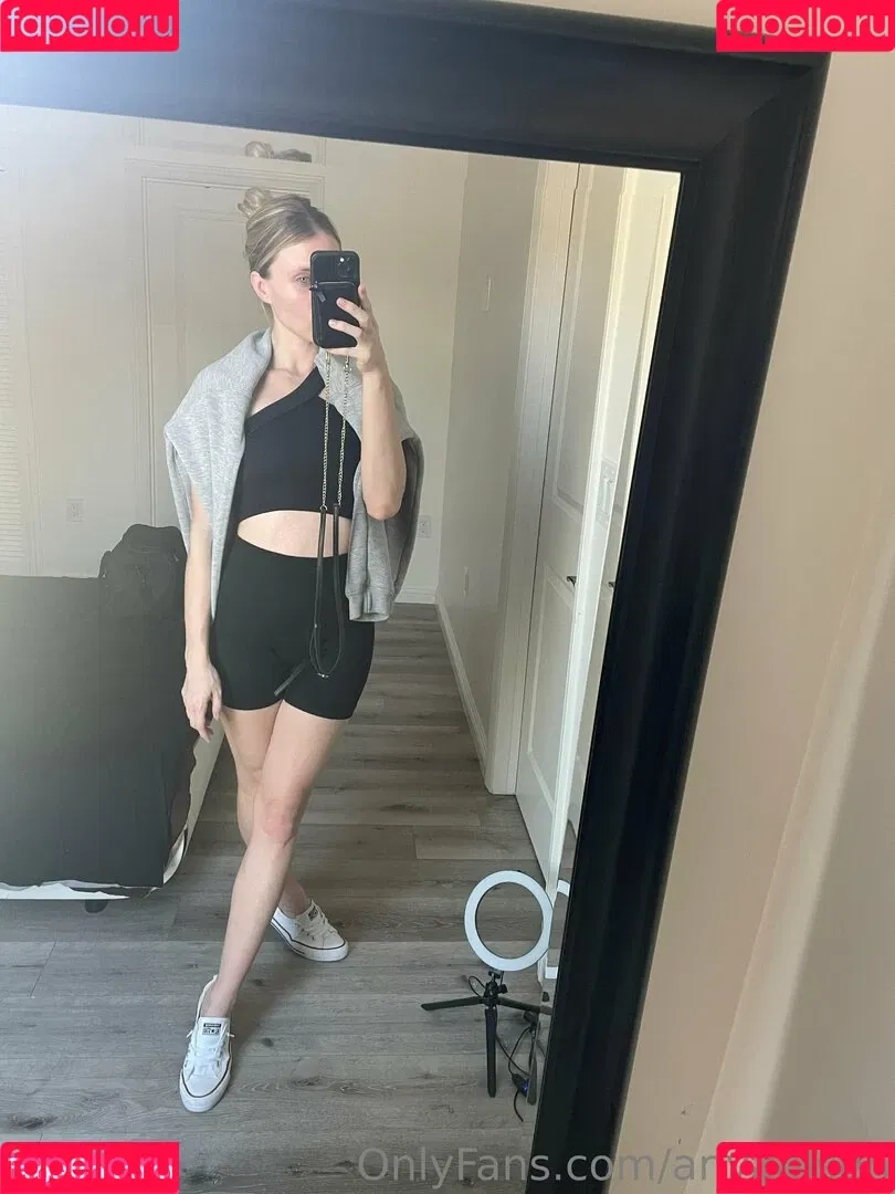 Anya Olsen Onlyfans Photo Gallery 