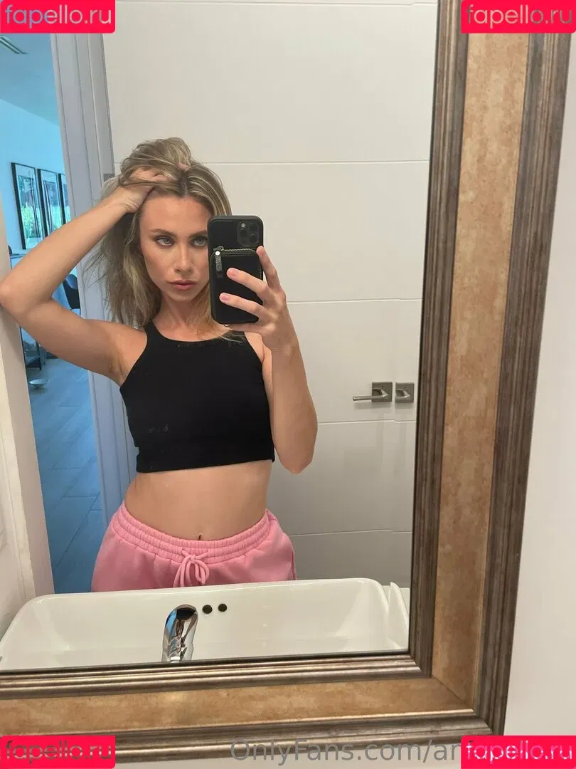 Anya Olsen Onlyfans Photo Gallery 