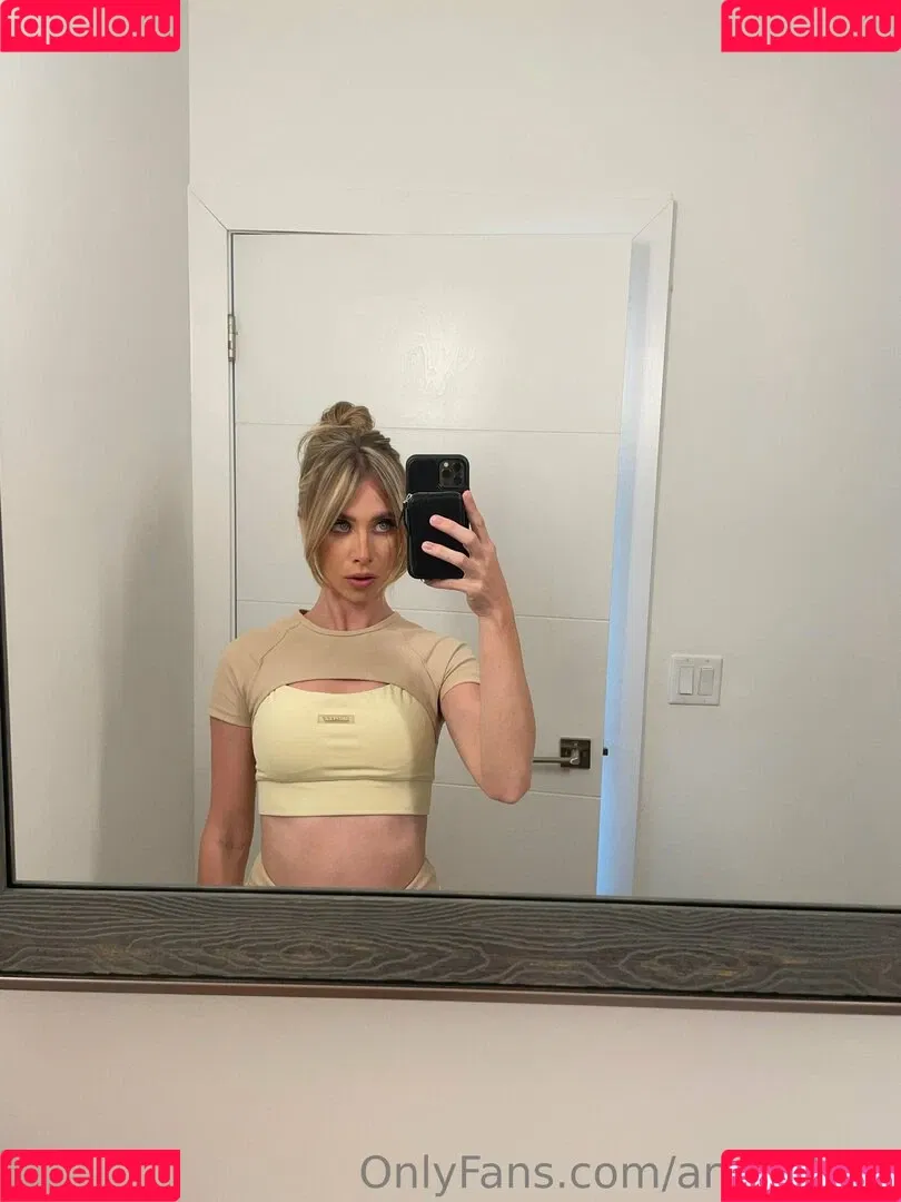 Anya Olsen Onlyfans Photo Gallery 