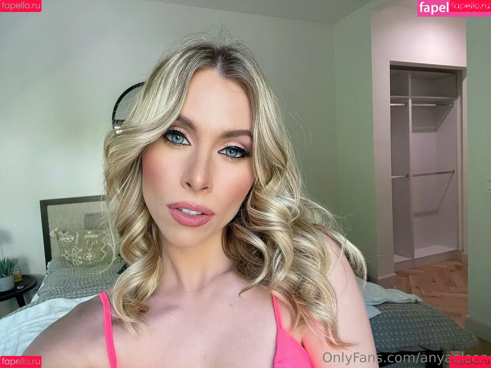 Anya Olsen Onlyfans Photo Gallery 